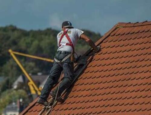 5 reasons why should you have a professional roof inspection to assess heavy storm damage